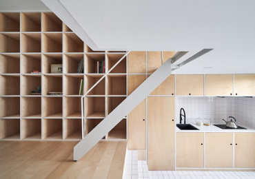 Căn hộ 33m2 rộng hơn nhờ kết hợp gỗ với gạch men